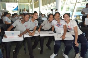 MINERD ha entregado 229,480 computadoras a estudiantes y 23,813 a  docentes de centenares de centros educativos
