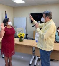 Lora Perelló director regional de salud Norcentral juramenta nueva directora en hospital Arturo Grullón