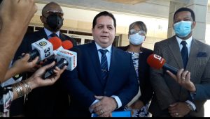 Empresario denuncia invasores están afectando el desarrollo turístico de La Ensenada y Punta Rucia