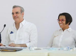 Gobernadora Nelsy Cruz valora obras anunciadas por el presidente Abinader en Montecristi