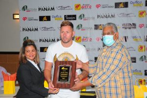 Águila de la Semana cierra con premiación a Taveras, Maya y Morel