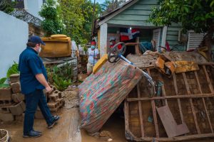 Gobierno dominicano ejecuta acciones rápidas en apoyo a familias afectadas por lluvias en Montecristi