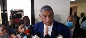 Director Policía Nacional deja plantada a comisión de diputados; en su lugar acude “Chú” Vásquez