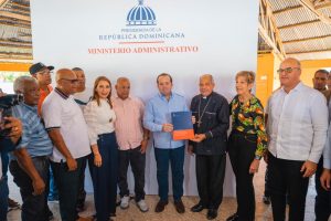 Ministro José Paliza entrega aportes por más de RD$58 millones en Puerto Plata