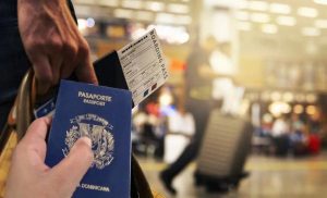Empresas explica y defiende proceso de adjudicación para elaboración de pasaportes