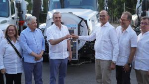 Presidente inaugura soluciones aguas residuales por más de 460 millones de pesos